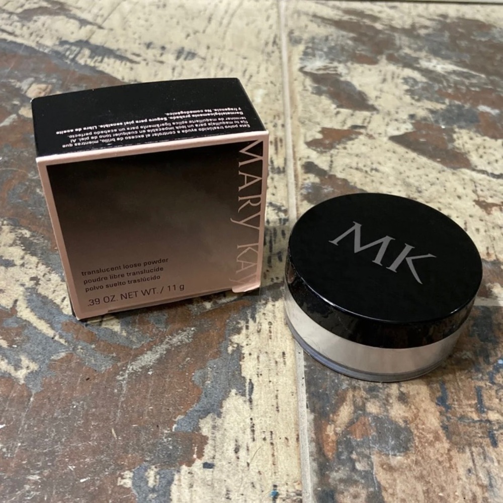 3/$25-New Mary Kay Translucent powder